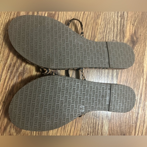 EUC Tkees Leopard Sandals Size 8 - Picture 4 of 8